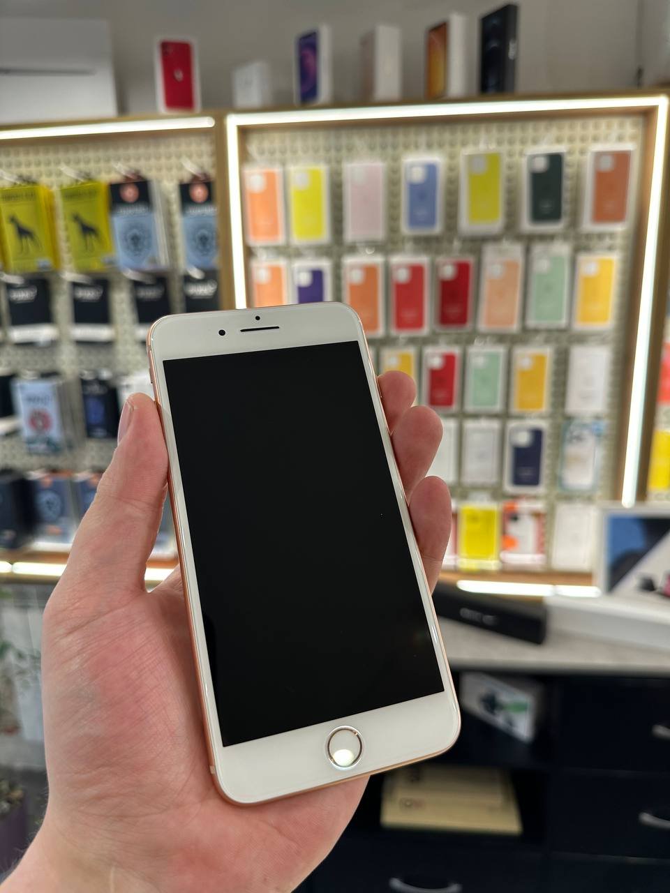 USED Apple iPhone 8 Plus 64GB Gold (MQ8G2)
