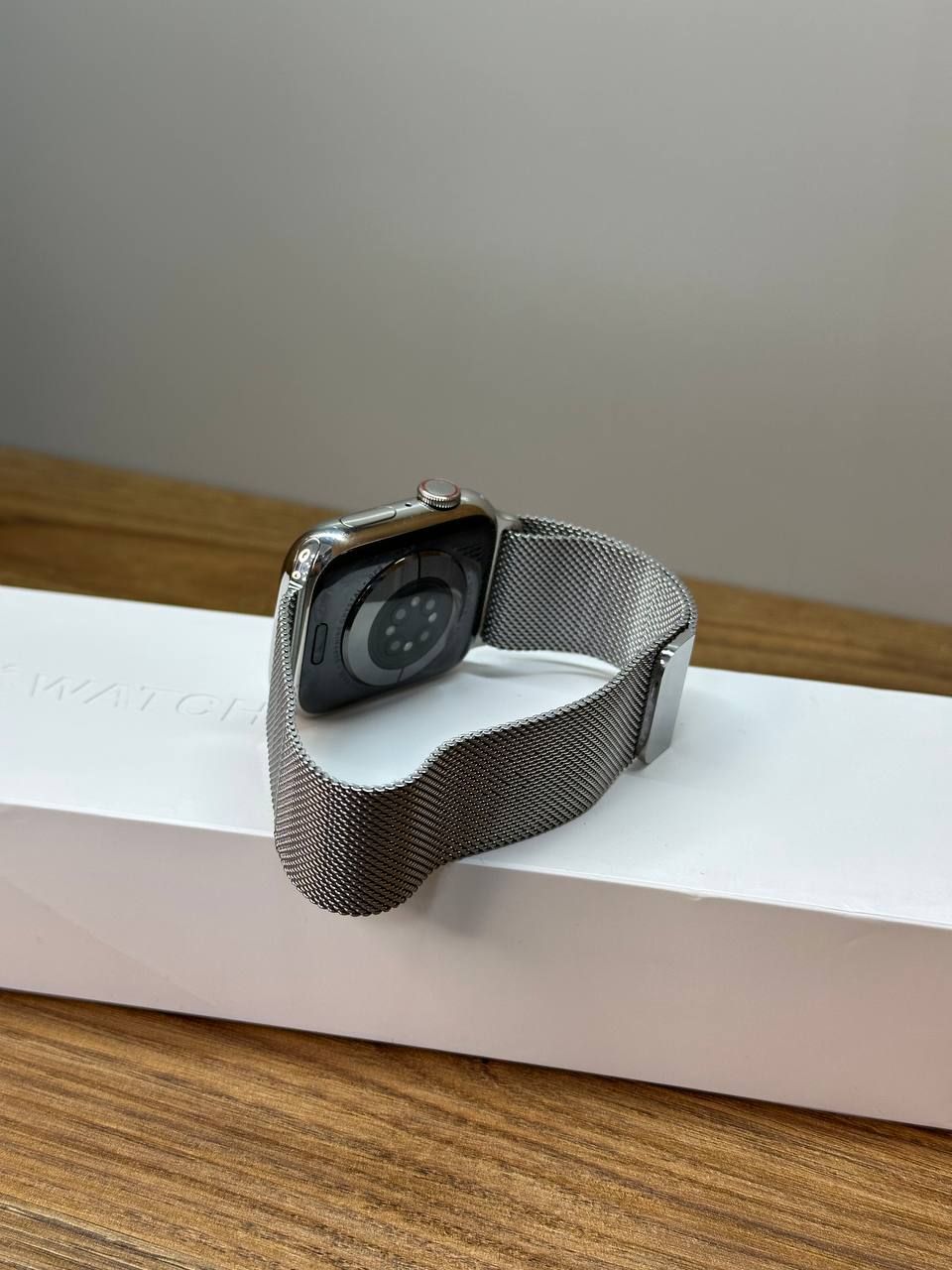 USED_Apple Watch S6 44mm Steel Silver